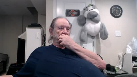 Snapshot of selkie2s chatting on June 27, 2026, 6:35 pm selkie2s online show from June 27, 2026, 6:35 pm