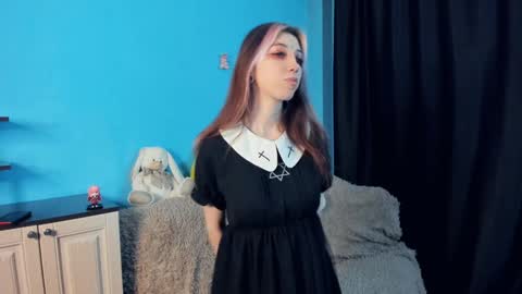 Mindy online show from December 28, 2024, 2:33 am