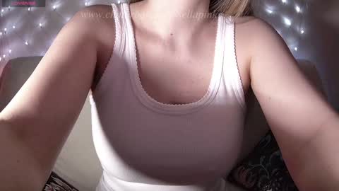 Snapshot of sellapink chatting on January 27, 2025, 12:05 pm My name is Sella and im Bisexual online show from January 27, 2025, 12:05 pm