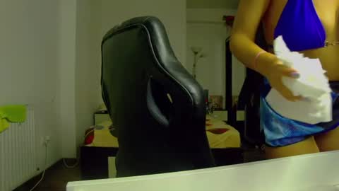 sellena_angel online show from July 1, 2026, 7:13 pm