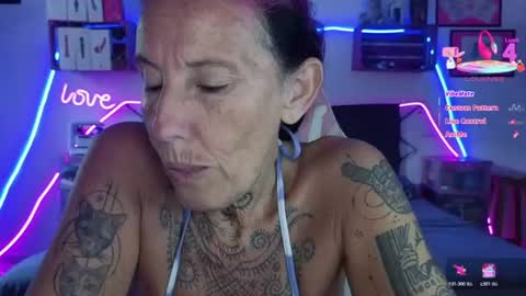Selvaggia Del Caribe online show from July 13, 2026, 4:32 pm