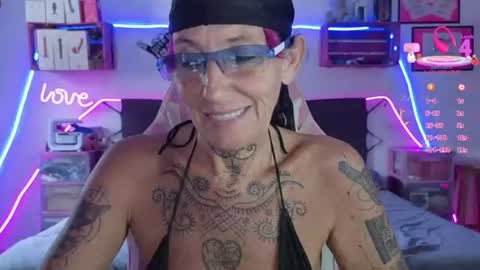Selvaggia Del Caribe online show from July 22, 2026, 4:54 pm