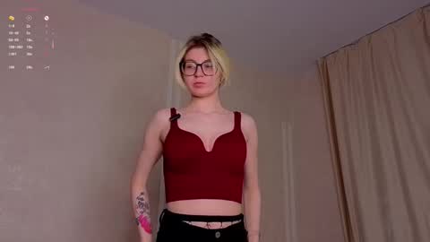 Lilith online show from November 20, 2025, 2:01 am