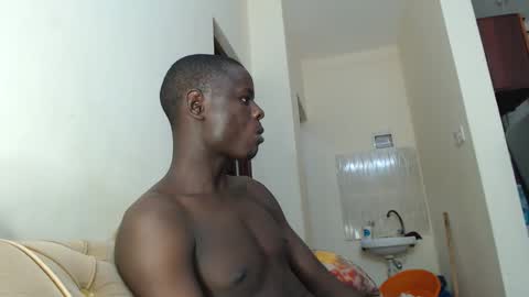 Snapshot of sensation_2 chatting on September 21, 2025, 1:29 am Charles online show from September 21, 2025, 1:29 am