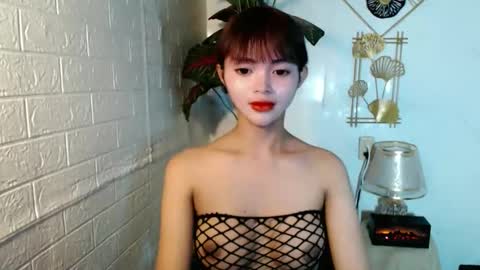 sensational_yeng online show from June 10, 2026, 6:18 pm