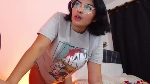 Camille and sophie online show from December 4, 2024, 1:47 am