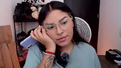 Camille and sophie online show from September 15, 2025, 3:12 pm