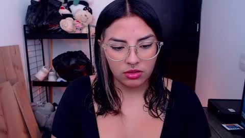 Camille and sophie online show from September 16, 2025, 2:40 pm