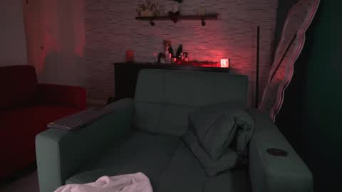 Jasmine online show from January 4, 2025, 4:11 pm