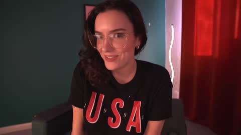 Jasmine online show from March 21, 2026, 4:43 pm