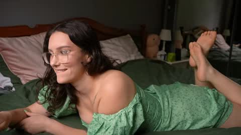 Snapshot of sensual_jassmine chatting on June 8, 2026, 2:06 pm Jasmine online show from June 8, 2026, 2:06 pm