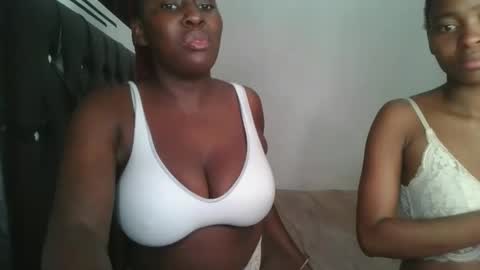 Snapshot of sensual_ria chatting on April 26, 2026, 8:06 pm sensual_ria online show from April 26, 2026, 8:06 pm