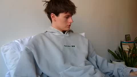 Snapshot of sensualalien chatting on October 27, 2025, 7:07 pm Cam online show from October 27, 2025, 7:07 pm