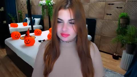 Becca online show from November 4, 2025, 1:05 am