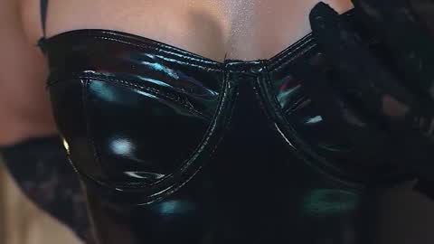 Maria- OF sensual bee online show from October 11, 2025, 11:25 pm