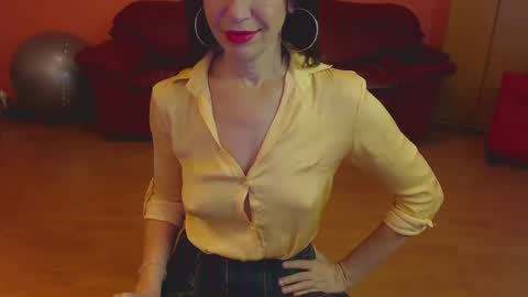 sensualmyra online show from December 8, 2024, 7:05 am