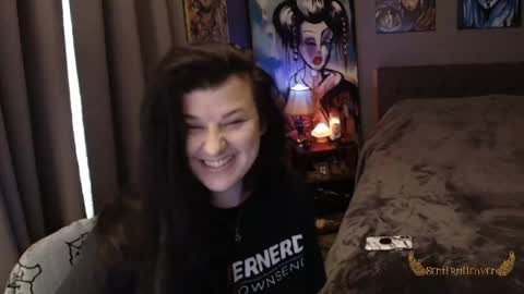 Snapshot of sentfrmheaven chatting on May 3, 2026, 12:11 pm Tara online show from May 3, 2026, 12:11 pm