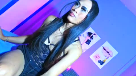 senyora_evangelista online show from July 8, 2026, 2:21 pm