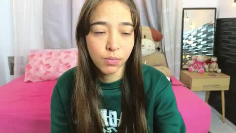 serafina_ online show from December 2, 2025, 11:26 am