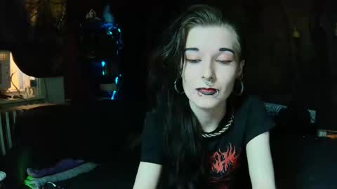 Snapshot of seraphinmunster chatting on May 1, 2026, 10:58 pm Seraphin Munster online show from May 1, 2026, 10:58 pm