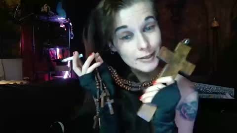 Snapshot of seraphinmunster chatting on May 8, 2026, 4:56 pm Seraphin Munster online show from May 8, 2026, 4:56 pm
