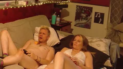 seraphyx33 online show from November 17, 2025, 5:46 am