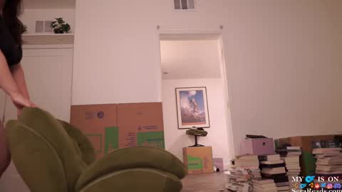 Snapshot of serareads chatting on February 23, 2025, 6:07 am SeraReads online show from February 23, 2025, 6:07 am