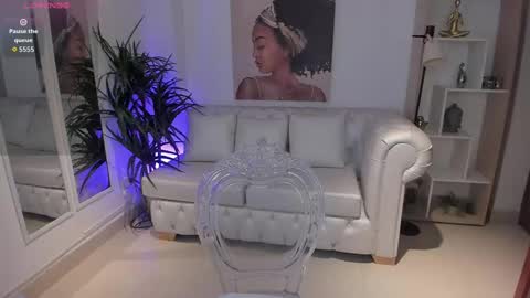 Snapshot of serena___ chatting on September 25, 2025, 3:21 am serena___ online show from September 25, 2025, 3:21 am