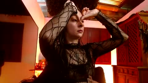 Snapshot of serena_xyz chatting on April 30, 2026, 6:03 pm Serena Xyz online show from April 30, 2026, 6:03 pm