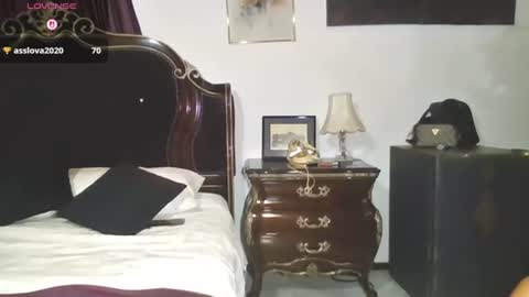serenanyxon online show from July 18, 2026, 10:46 pm