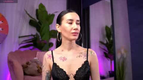 Serena online show from November 5, 2025, 11:10 am