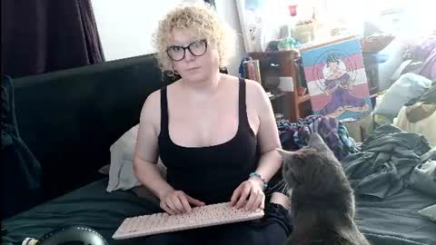 Snapshot of serendipitysonder chatting on August 7, 2026, 1:18 am Lady Acedia online show from August 7, 2026, 1:18 am