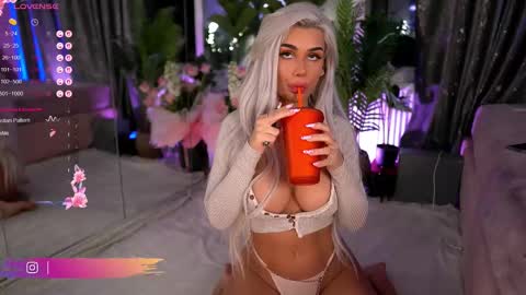 Serene Sophiex online show from March 2, 2025, 9:01 pm