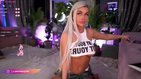 Serene Sophiex online show from March 9, 2025, 9:14 pm