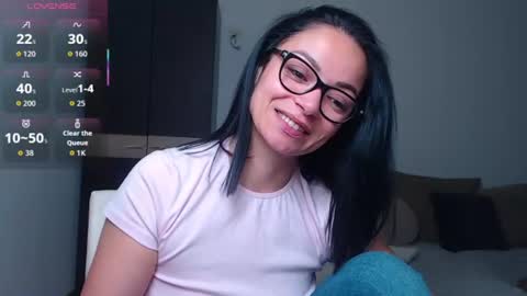 Snapshot of serenesophi chatting on June 14, 2026, 3:52 am SereneSophi online show from June 14, 2026, 3:52 am