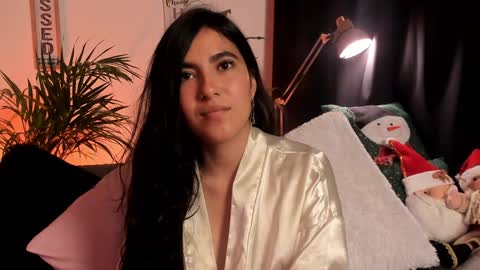 Snapshot of serenity_day chatting on December 11, 2024, 5:32 am Serenity online show from December 11, 2024, 5:32 am