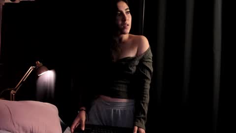 Snapshot of serenity_day chatting on January 13, 2025, 5:23 am Serenity online show from January 13, 2025, 5:23 am