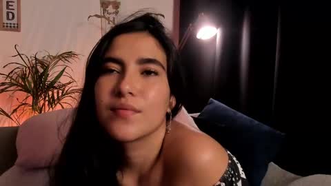 Snapshot of serenity_day chatting on February 19, 2025, 11:57 pm Serenity online show from February 19, 2025, 11:57 pm