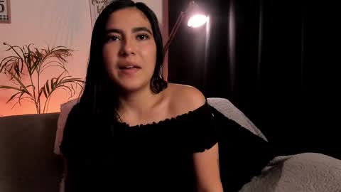 Snapshot of serenity_day chatting on February 21, 2025, 11:32 pm Serenity online show from February 21, 2025, 11:32 pm