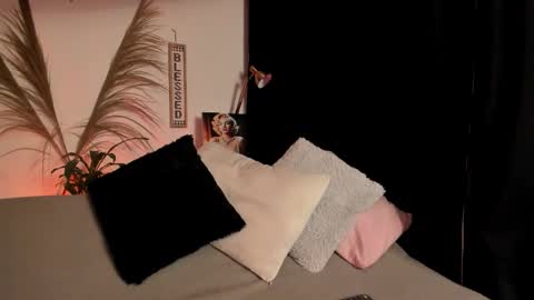 Snapshot of serenity_day chatting on September 9, 2025, 1:05 am Serenity online show from September 9, 2025, 1:05 am