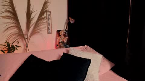 Snapshot of serenity_day chatting on October 23, 2025, 12:21 am Serenity online show from October 23, 2025, 12:21 am