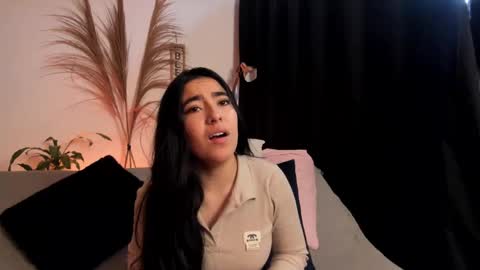 Snapshot of serenity_day chatting on November 20, 2025, 5:34 pm Serenity online show from November 20, 2025, 5:34 pm