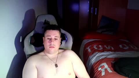 Pollos online show from April 23, 2026, 10:45 pm