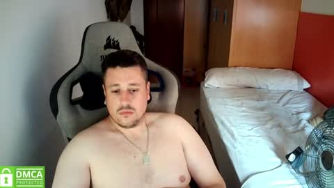 Snapshot of sergio95n chatting on July 1, 2026, 5:02 pm Pollos online show from July 1, 2026, 5:02 pm