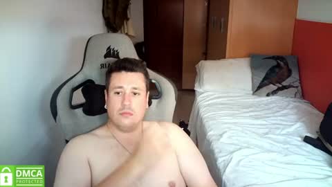 Snapshot of sergio95n chatting on July 12, 2026, 12:51 pm Pollos online show from July 12, 2026, 12:51 pm