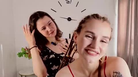 Melissa online show from July 28, 2026, 2:57 pm
