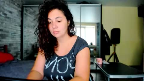 VIOLA online show from October 7, 2025, 5:15 am