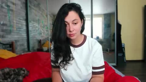 Snapshot of serpenttempter88 chatting on May 6, 2026, 6:41 am VIOLA online show from May 6, 2026, 6:41 am