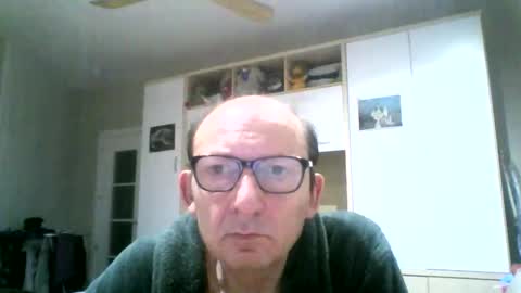 serrano49 online show from April 29, 2026, 1:43 am