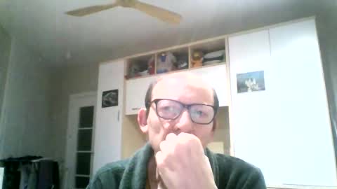 serrano49 online show from May 4, 2026, 3:35 am